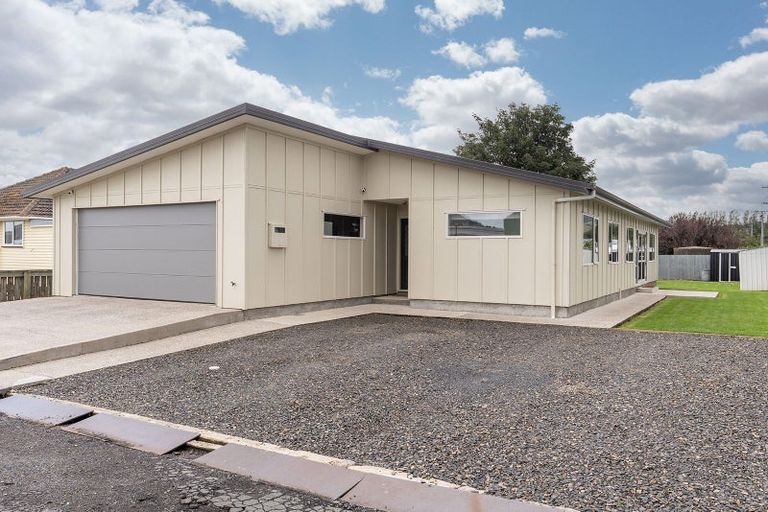 Photo of property in 7 Hazlett Road, Mosgiel, 9092