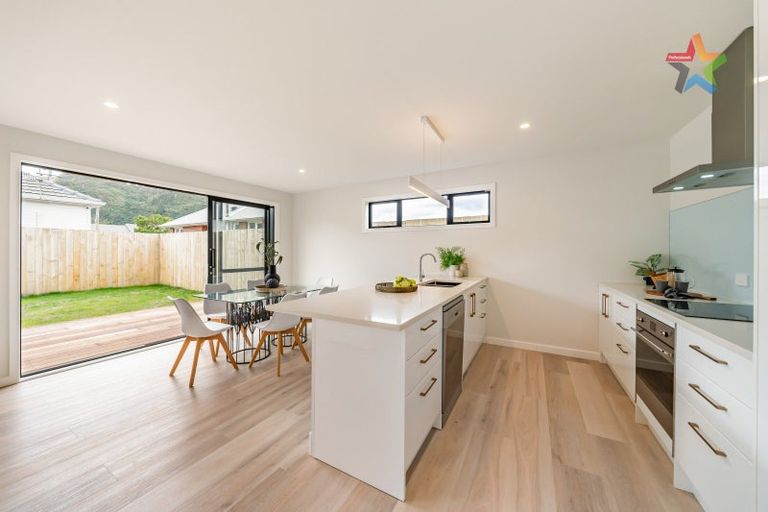 Photo of property in 124a Molesworth Street, Taita, Lower Hutt, 5011