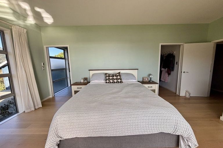 Photo of property in 33 Harbour View Heights, Picton, 7220