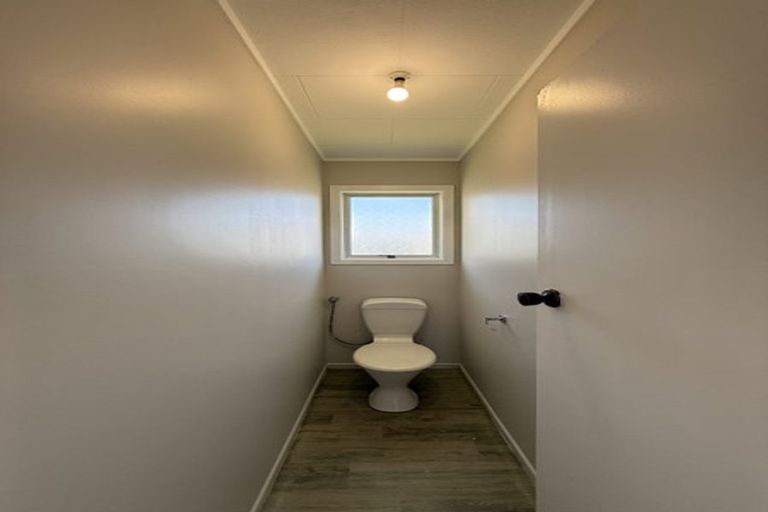 Photo of property in 27 Blake Street, Waitara, 4320