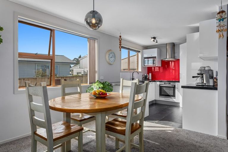 Photo of property in 11 Matipo Place, Edgecumbe, 3120