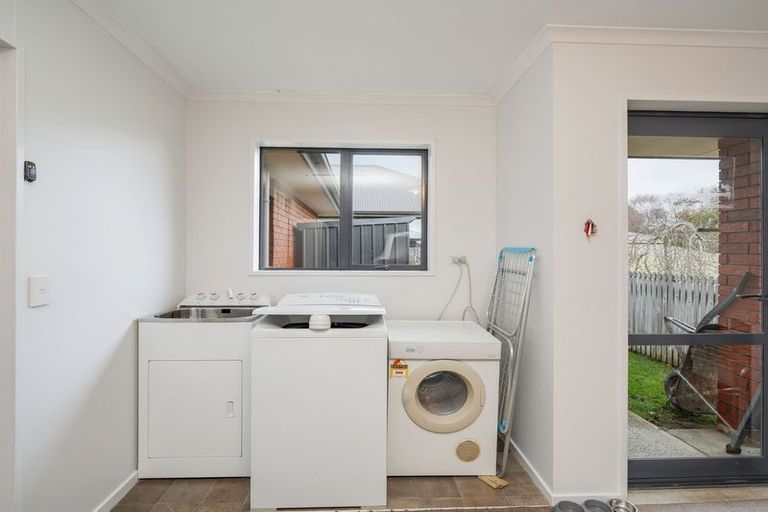 Photo of property in 75 Baird Street, Richmond, Invercargill, 9810