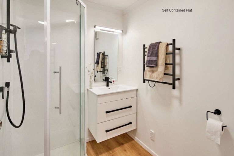 Photo of property in 16 Hudson Street, Island Bay, Wellington, 6023