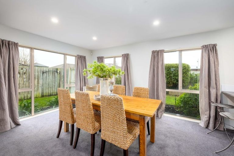 Photo of property in 6 Meeking Place, Aidanfield, Christchurch, 8025