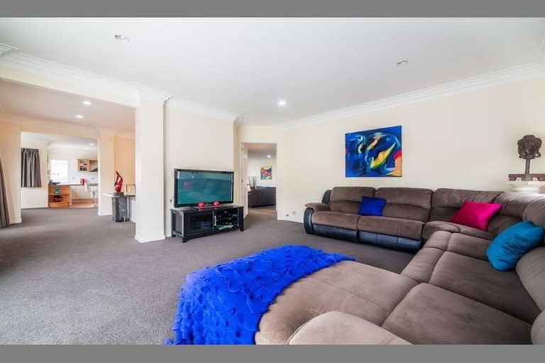 Photo of property in 56 Helvetia Drive, Browns Bay, Auckland, 0630