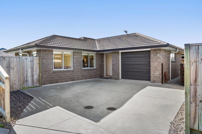 Photo of property in 10 Kanapa Close, Papamoa, 3118