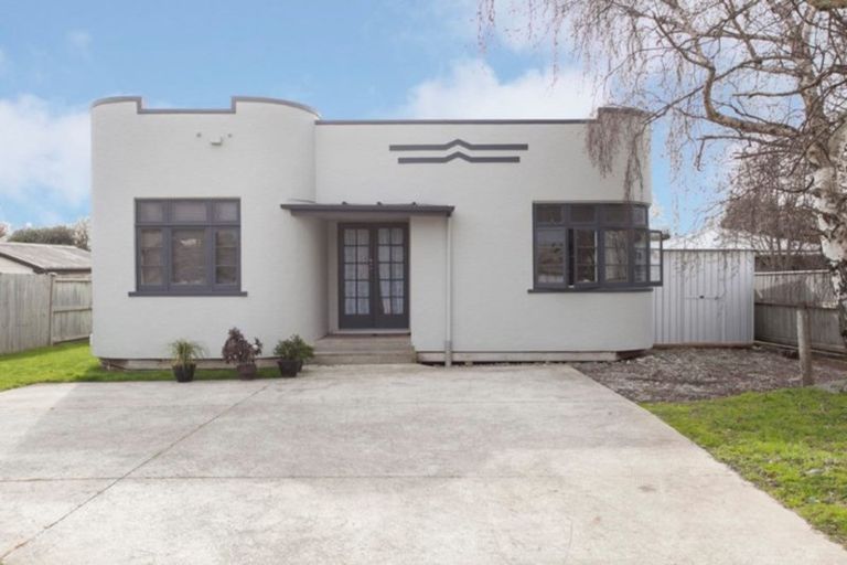 Photo of property in 27a Stewart Crescent, Hokowhitu, Palmerston North, 4410