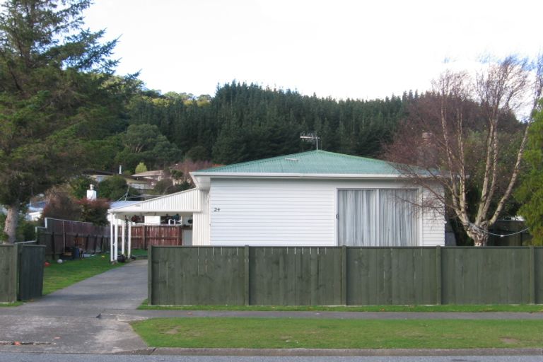 Photo of property in 24 Meremere Street, Wainuiomata, Lower Hutt, 5014