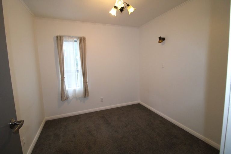 Photo of property in 9a Piko Crescent, Riccarton, Christchurch, 8041