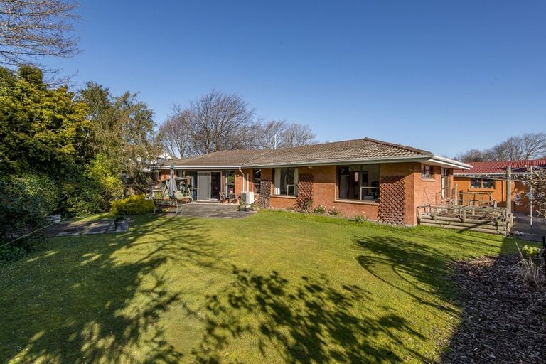 Photo of property in 5 Kinrara Place, Halswell, Christchurch, 8025
