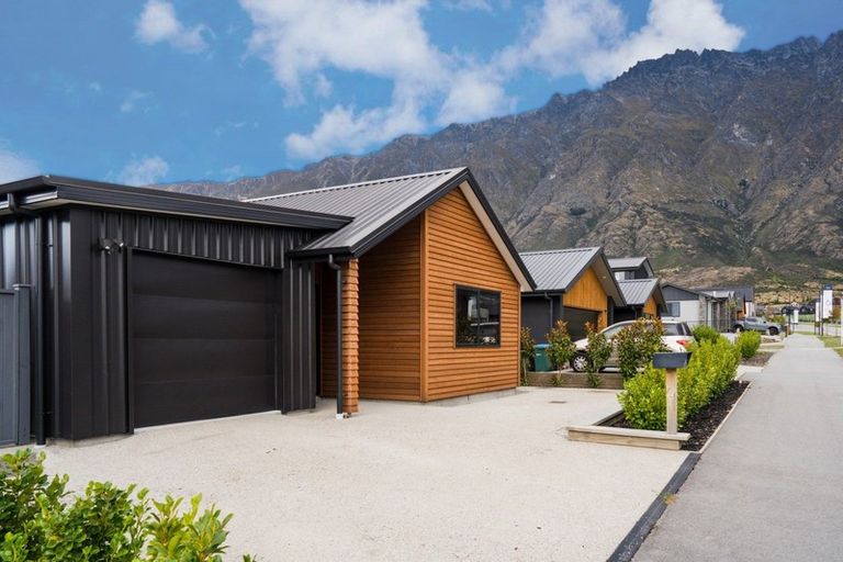 Photo of property in 50 Jack Hanley Drive, Jacks Point, Queenstown, 9371