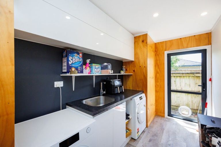 Photo of property in 300 Cambridge Avenue, Ashhurst, 4810