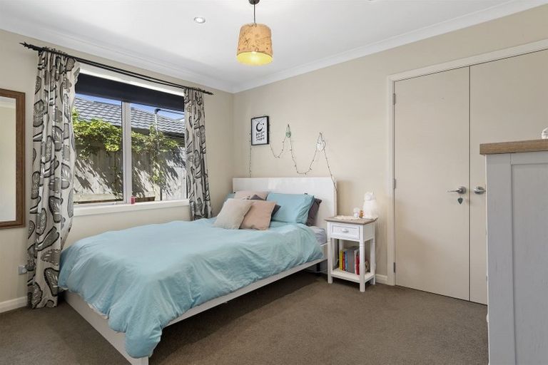 Photo of property in 124 Castlewold Drive, Bethlehem, Tauranga, 3110