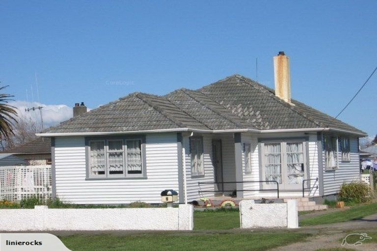 Photo of property in 3 Hulke Street, Foxton, 4814
