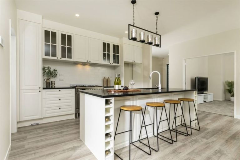 Photo of property in 73 Tapu Road, Huapai, Kumeu, 0810