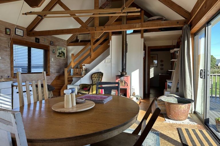 Photo of property in 9 The Parade, Okarito, Whataroa, 7886