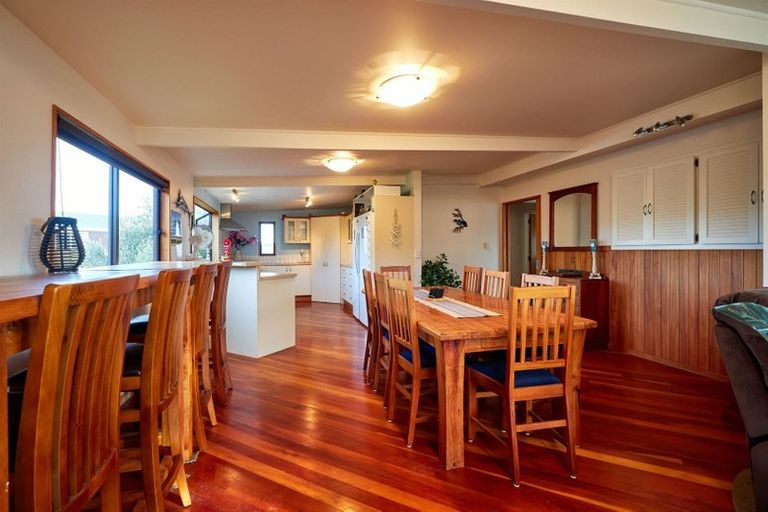 Photo of property in 28 Moa Road, South Bay, Kaikoura, 7300