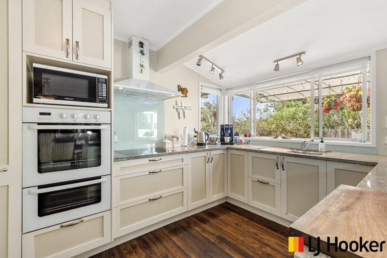 Photo of property in 12 Carnoustie Drive, Wattle Downs, Auckland, 2103