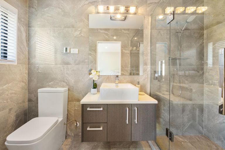 Photo of property in 8 Laylin Place, Pukekohe, 2120