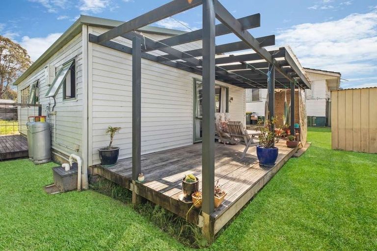 Photo of property in 26 Sunline Avenue, Massey, Auckland, 0614