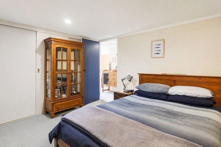 Photo of property in 96b Grand Vue Road, Kawaha Point, Rotorua, 3010