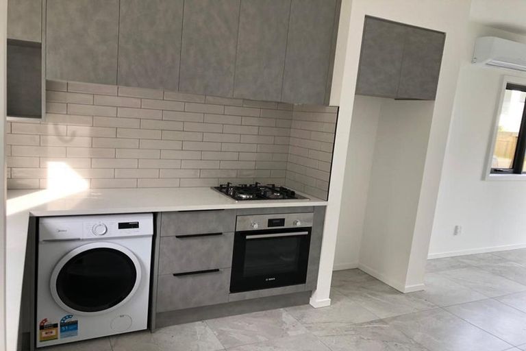 Photo of property in 18 Bei Road, Papakura, 2110