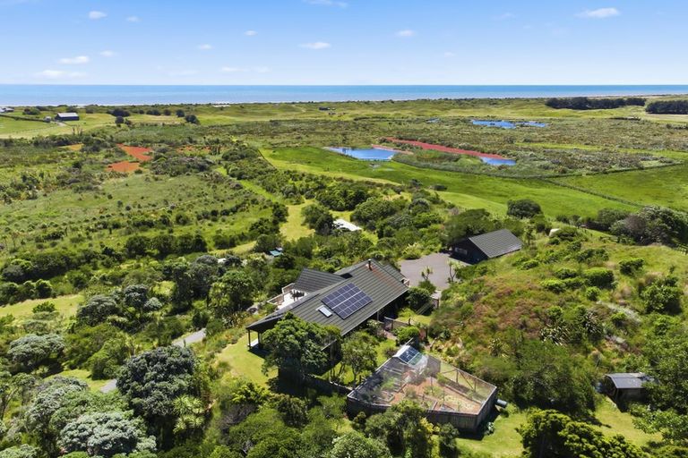 Photo of property in 234 Te Hapua Road, Te Horo, Otaki, 5581