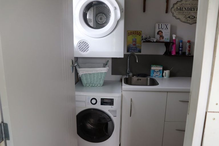 Photo of property in 65 Gorge Road, Maungaturoto, 0520