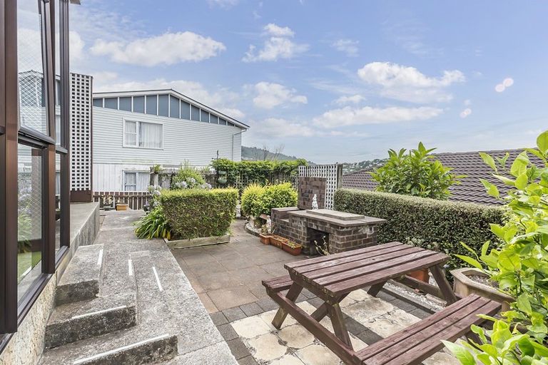 Photo of property in 31 Winston Street, Crofton Downs, Wellington, 6035