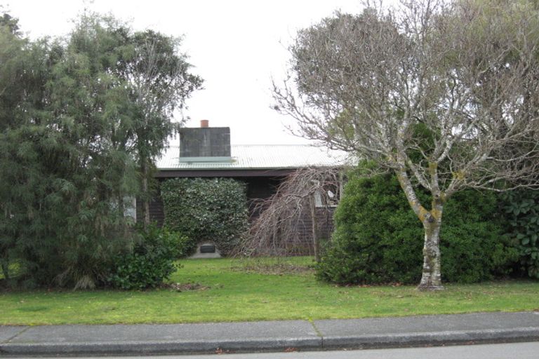 Photo of property in 24 Henry Street, Te Anau, 9600