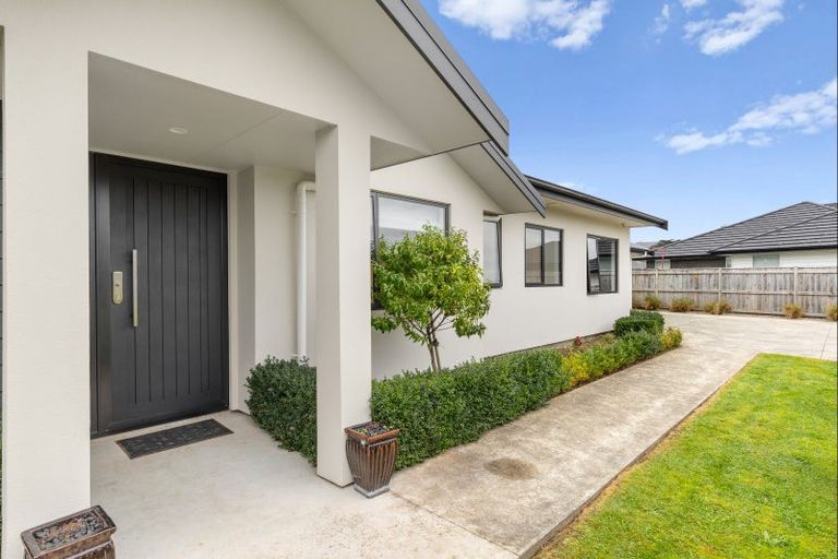 Photo of property in 12 Middleton Way, Ashhurst, 4810