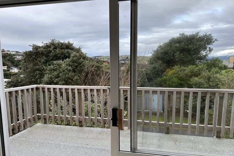 Photo of property in 6 Walker Avenue, Paremata, Porirua, 5026
