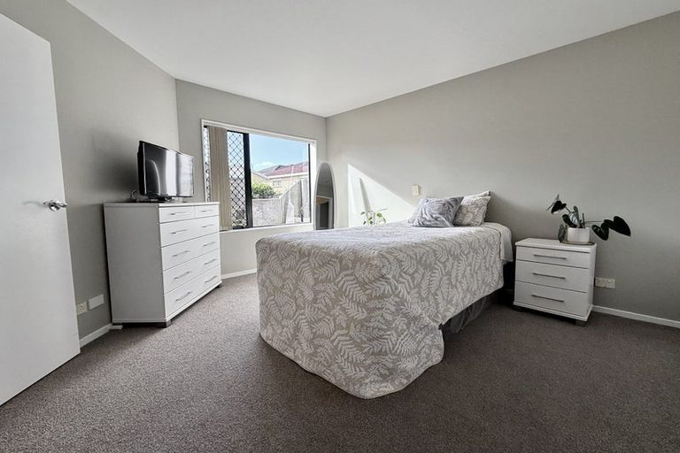 Photo of property in 9/169 Sturges Road, Henderson, Auckland, 0612