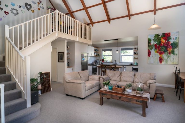 Photo of property in 8 Ramsay Drive, Acacia Bay, Taupo, 3385
