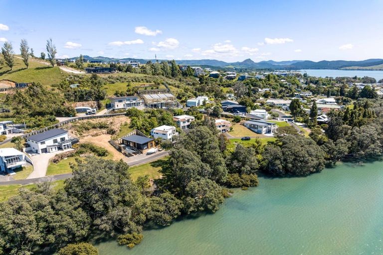 Photo of property in 6/135 Waireka Place, Whangamata, 3620