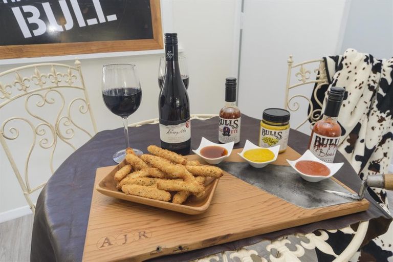 Photo of property in 47 Taumaihi Street, Bulls, 4818