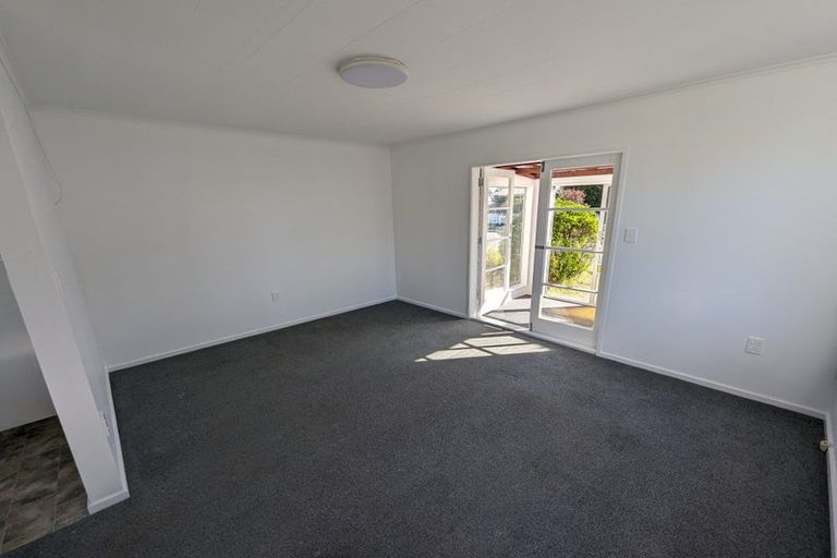 Photo of property in 6b Greenwood Place, Paraparaumu, 5032