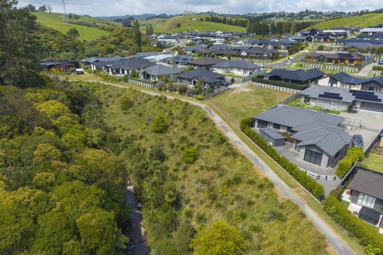 Photo of property in 105 Adler Drive, Ohauiti, Tauranga, 3112