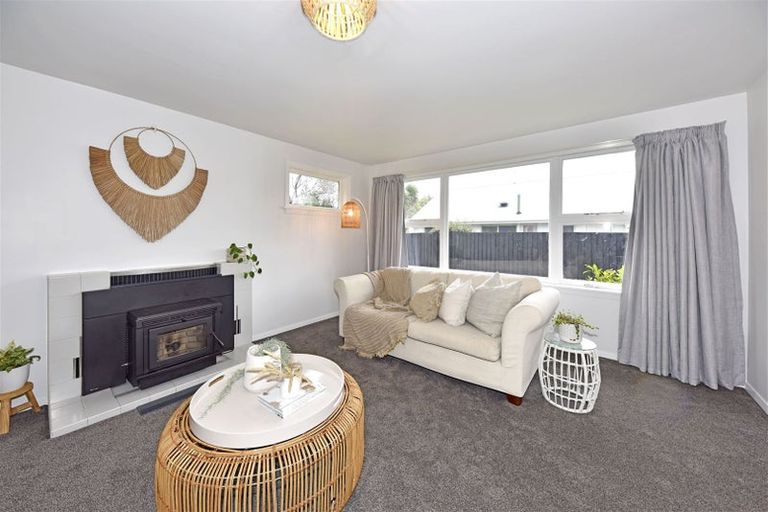 Photo of property in 203 Centaurus Road, Saint Martins, Christchurch, 8022