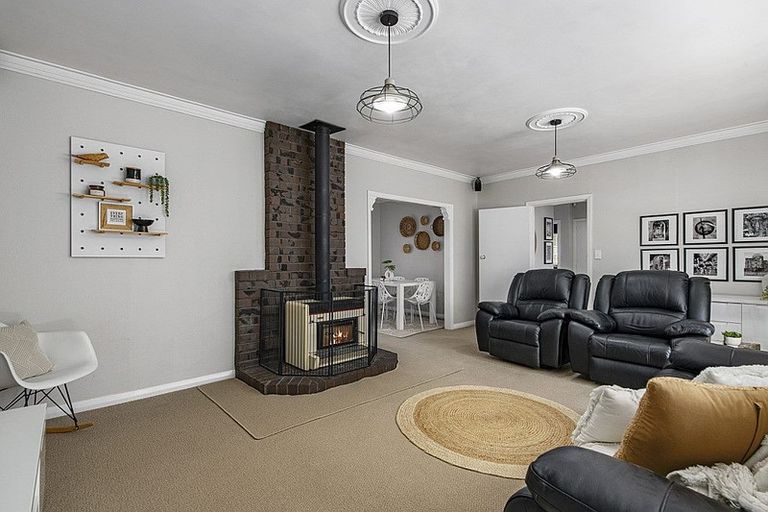 Photo of property in 27 Bristol Street, Trentham, Upper Hutt, 5018