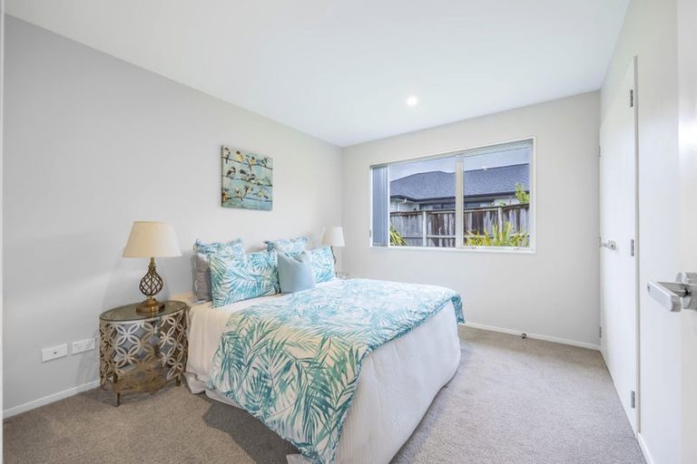 Photo of property in 19 Ahorangi Road, Silverdale, 0932