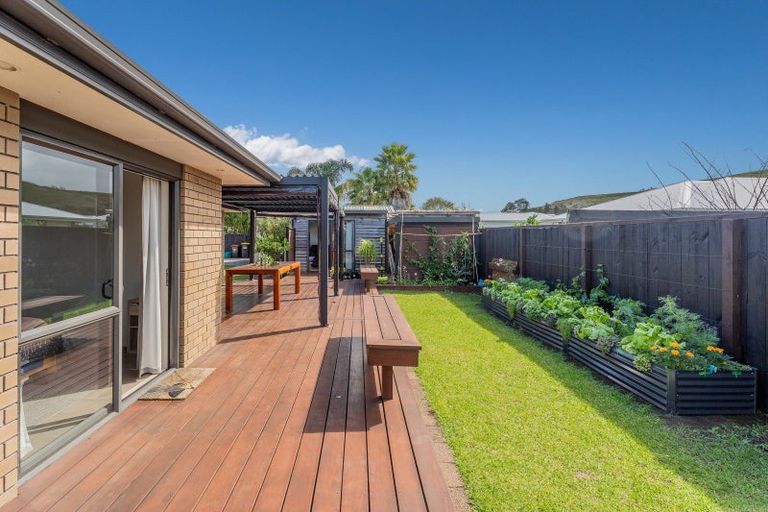 Photo of property in 22 Captain Wood Avenue, Whitianga, 3510