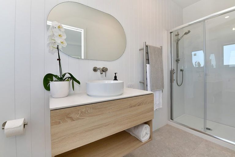 Photo of property in 35b St James Avenue, Helensville, 0800