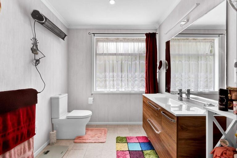 Photo of property in 339 Tukapa Street, Hurdon, New Plymouth, 4310