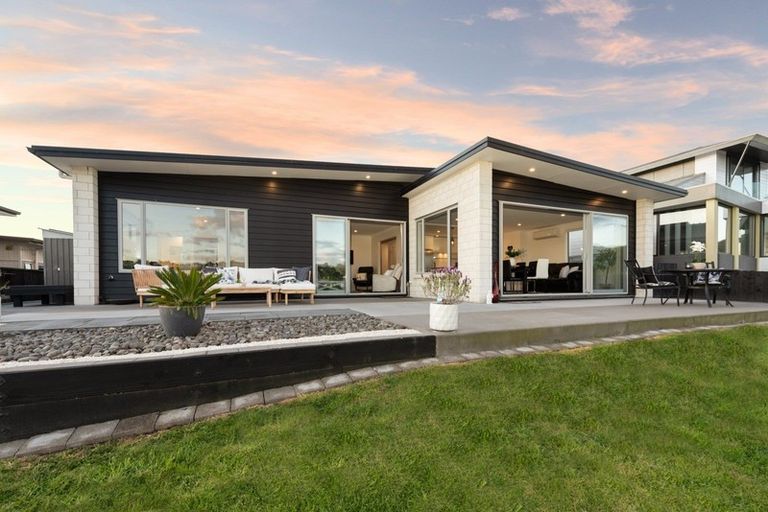 Photo of property in 65 Landing Drive, Pyes Pa, Tauranga, 3112