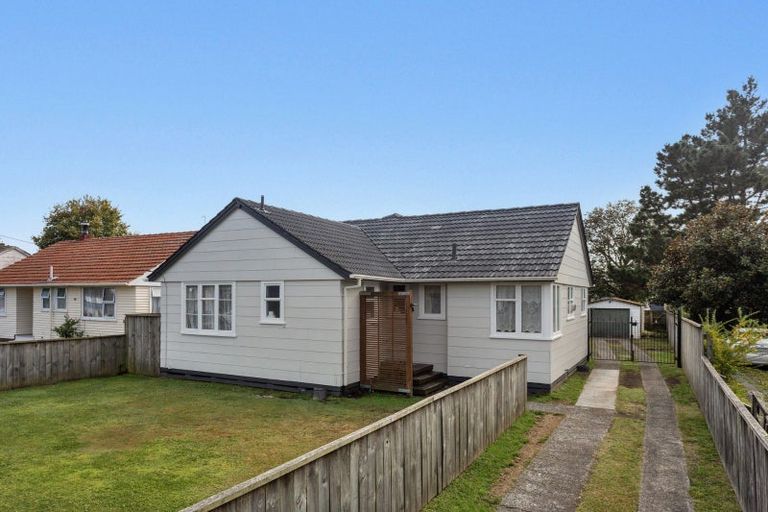 Photo of property in 16 Hall Street, Kawerau, 3127