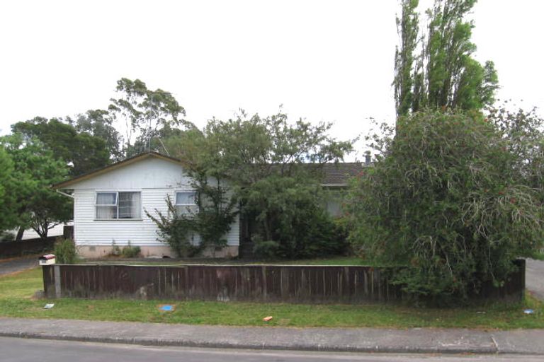 Photo of property in 160 Sunnynook Road, Sunnynook, Auckland, 0620