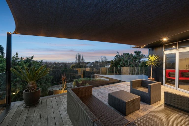 Photo of property in 12 Lady Polson Lane, Cashmere, Christchurch, 8022