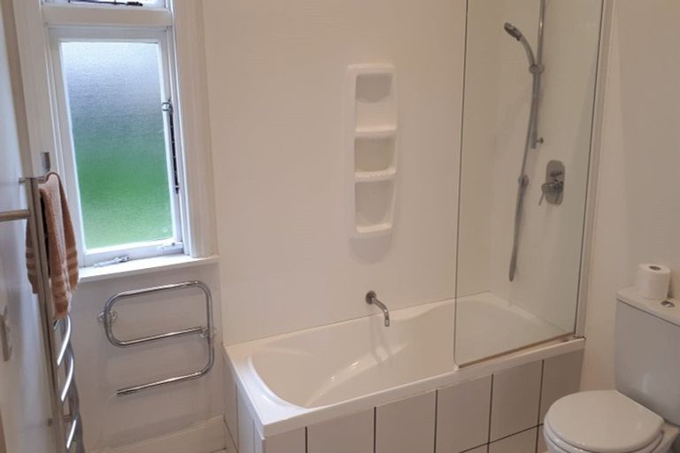 Photo of property in 15 Douglas Street, West End, Palmerston North, 4412