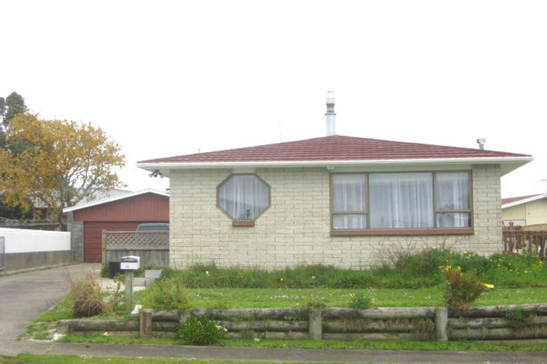 Photo of property in 15 Pleiades Street, Waitara, 4320